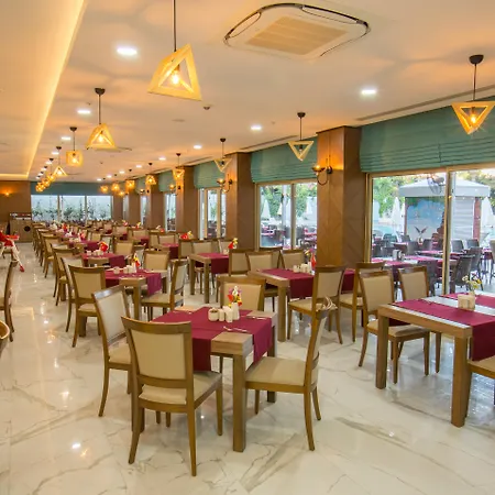 Hotell Aquamarin & 4*