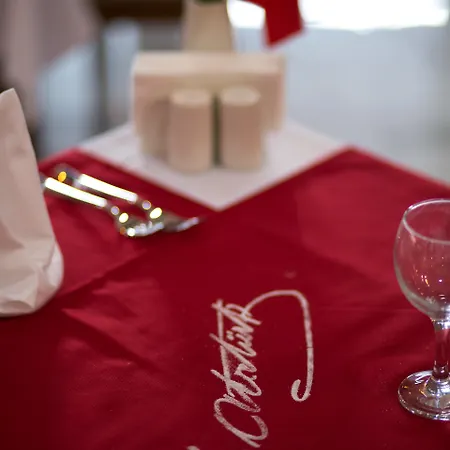 Hotell Aquamarin & 4*
